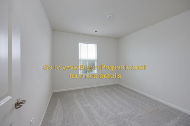 Building Photo - 632 Exmoor Dr