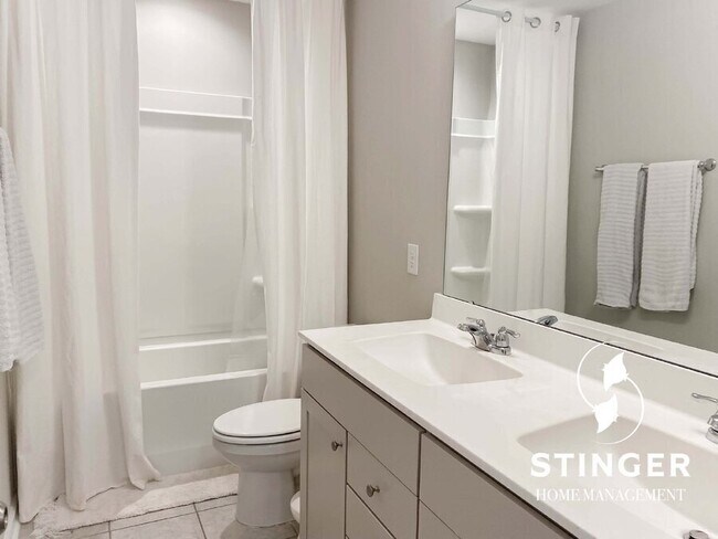 Building Photo - 24 Chauga St