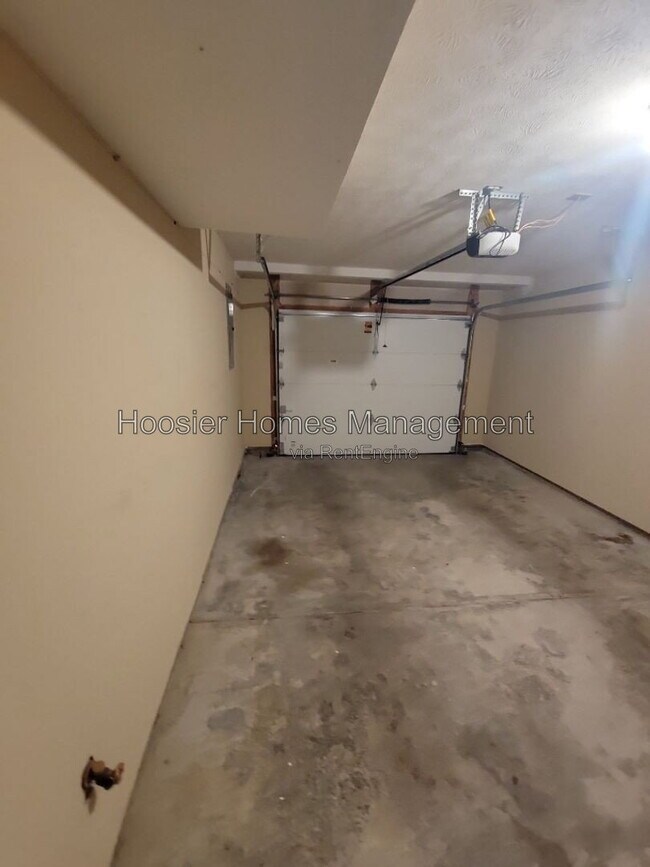 Building Photo - 1563 Brookfield Cir