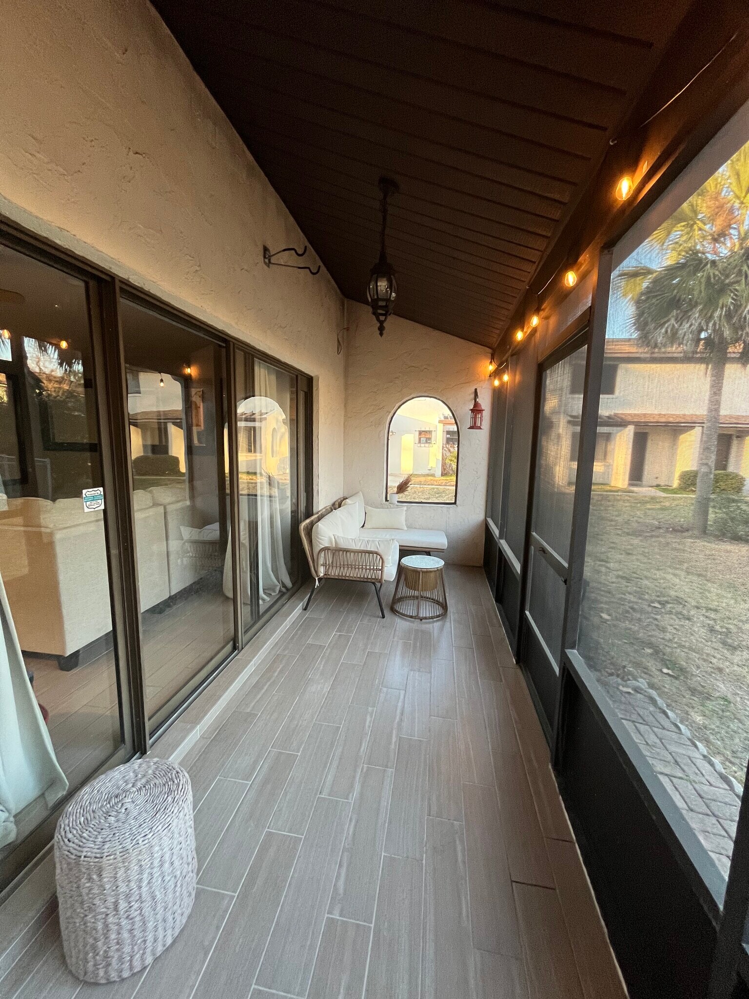 Building Photo - 2635 SW 35th Pl