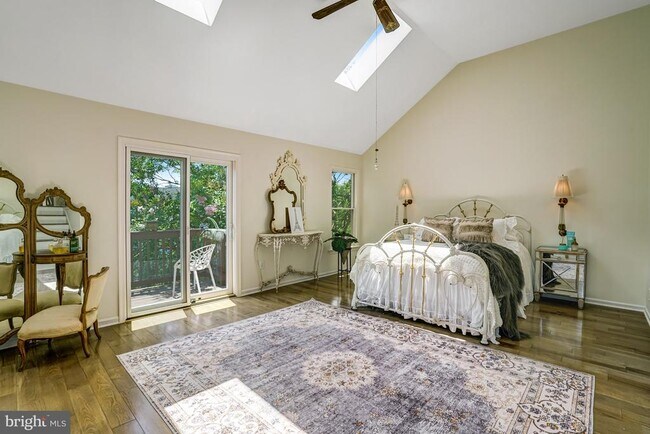 Building Photo - 7531 Chrisland Cove