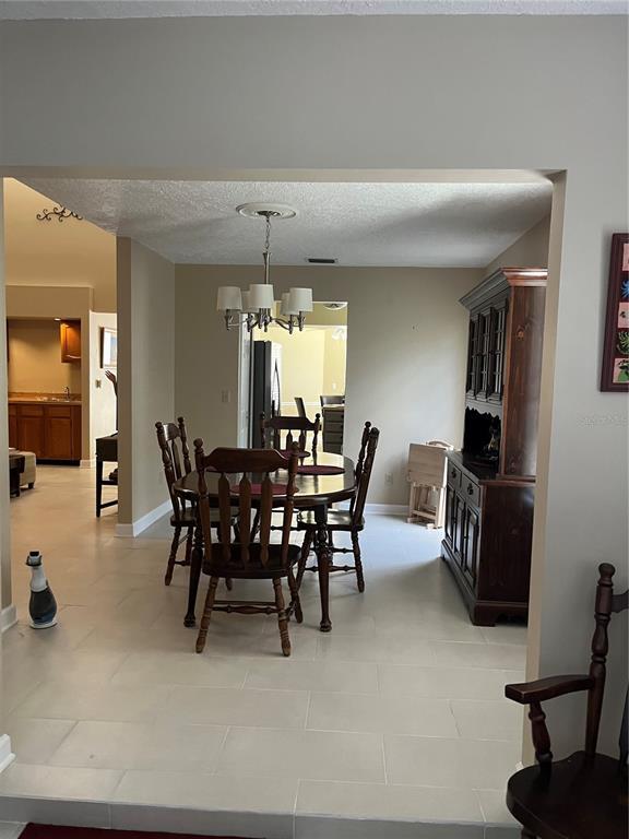 Building Photo - 1107 Golf Club Ct