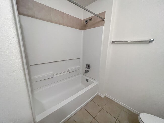 Building Photo - 2319-2331 N Desert Willow Ln
