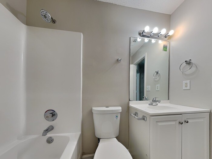 Building Photo - 1470 Isleworth Cir