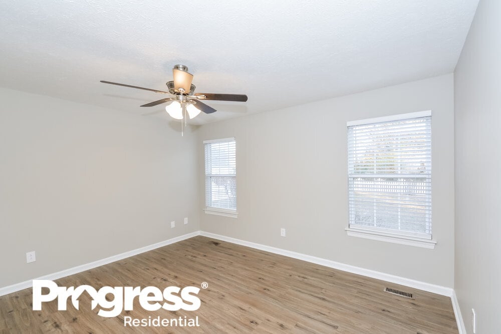 Building Photo - 3338 Meadowhill Dr