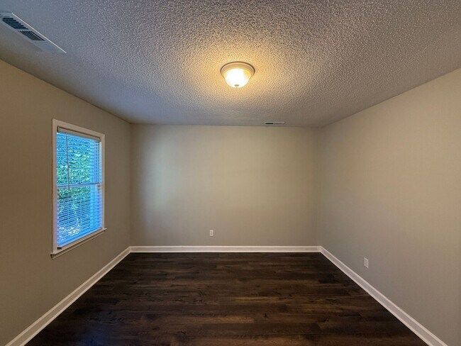 Building Photo - 6714 Amberley Ln