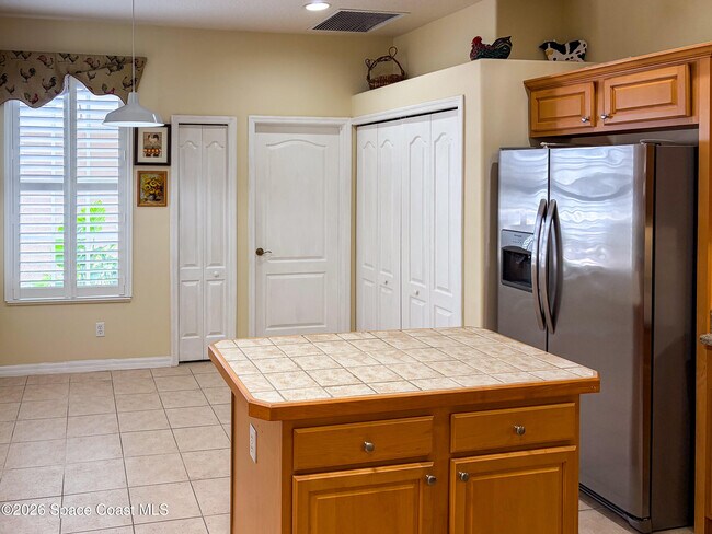 Building Photo - 4292 Woodhall Cir