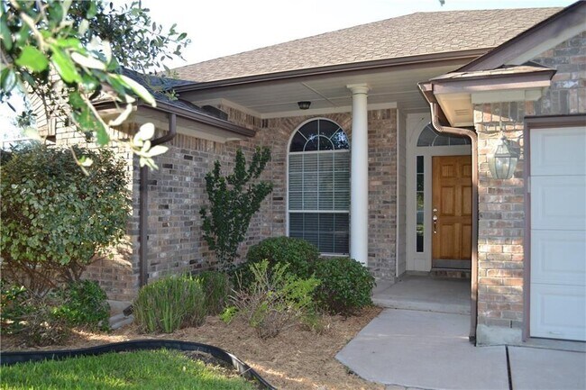 Building Photo - 11600 Fletcher Hall Ln