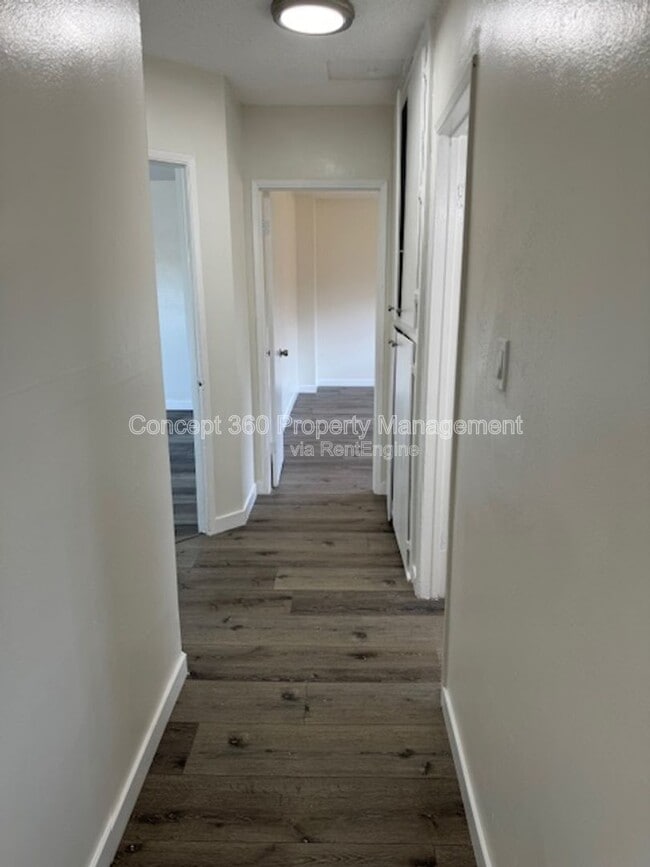 Building Photo - 10420 Imperial Hwy.