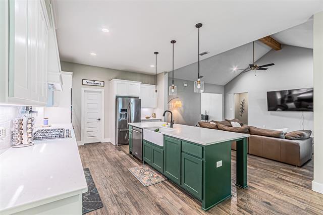 Building Photo - 204 Grace Ct