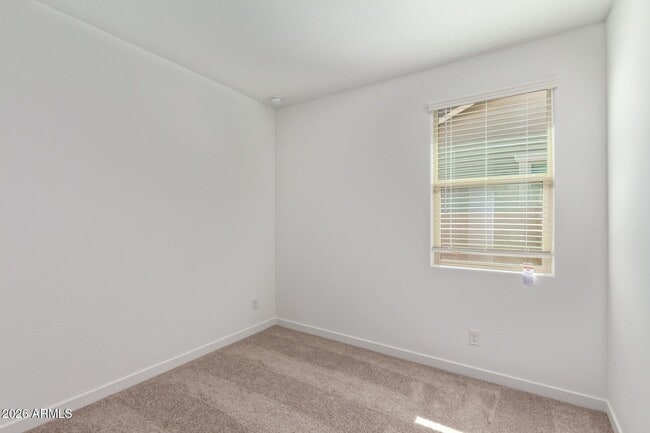 Building Photo - 8910 W Palo Verde Dr