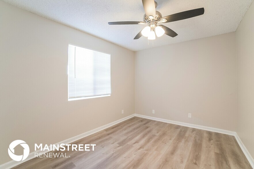 Building Photo - 7635 W Heatherbrae Dr