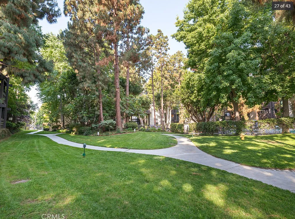 Building Photo - 8650 Gulana Ave