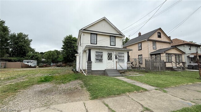 Building Photo - 1433 Kenmore Blvd