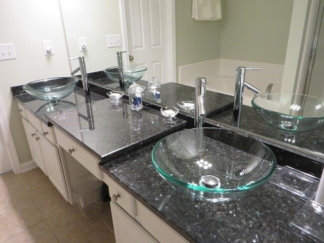 Building Photo - 13310 Marrywood Dr