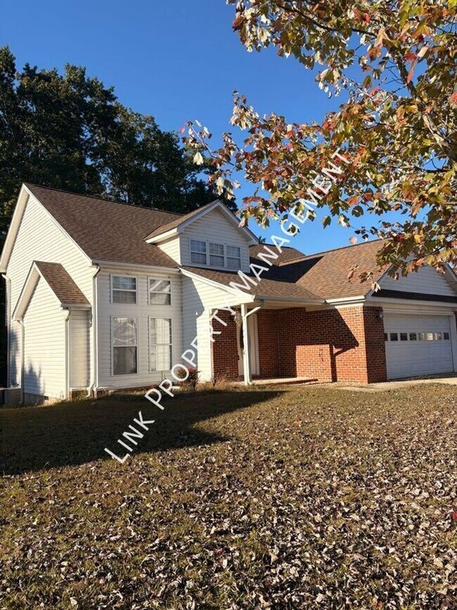 Building Photo - HALF OFF MAY!  Beautiful 4-Bedroom Home in Desirable Harrison Location – Minutes from Volkswagen ...