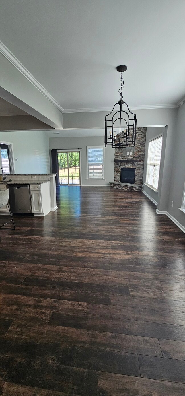 Building Photo - 1044 Crest Oak Ln