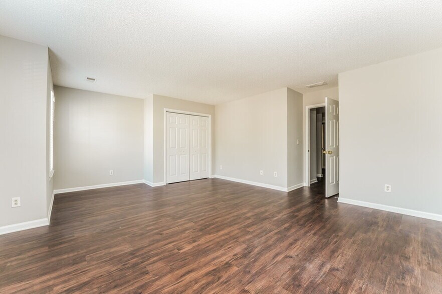 Building Photo - 4445 Feather Way