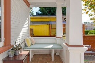 Building Photo - 4585 Florida St