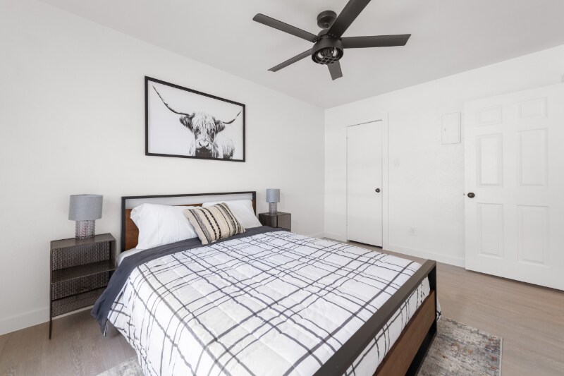 Building Photo - 10111 Golden Meadow Dr