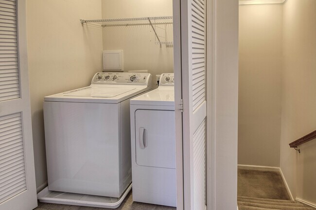 Building Photo - 2704 Egret Way