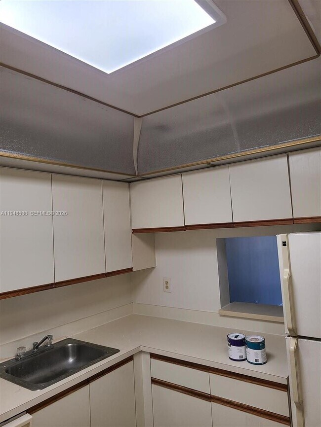 Building Photo - 7925 S Colony Cir