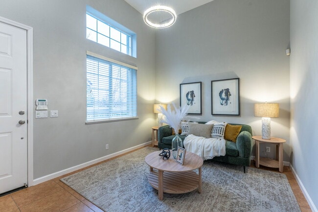 Building Photo - 1070 Tourmaline Ter