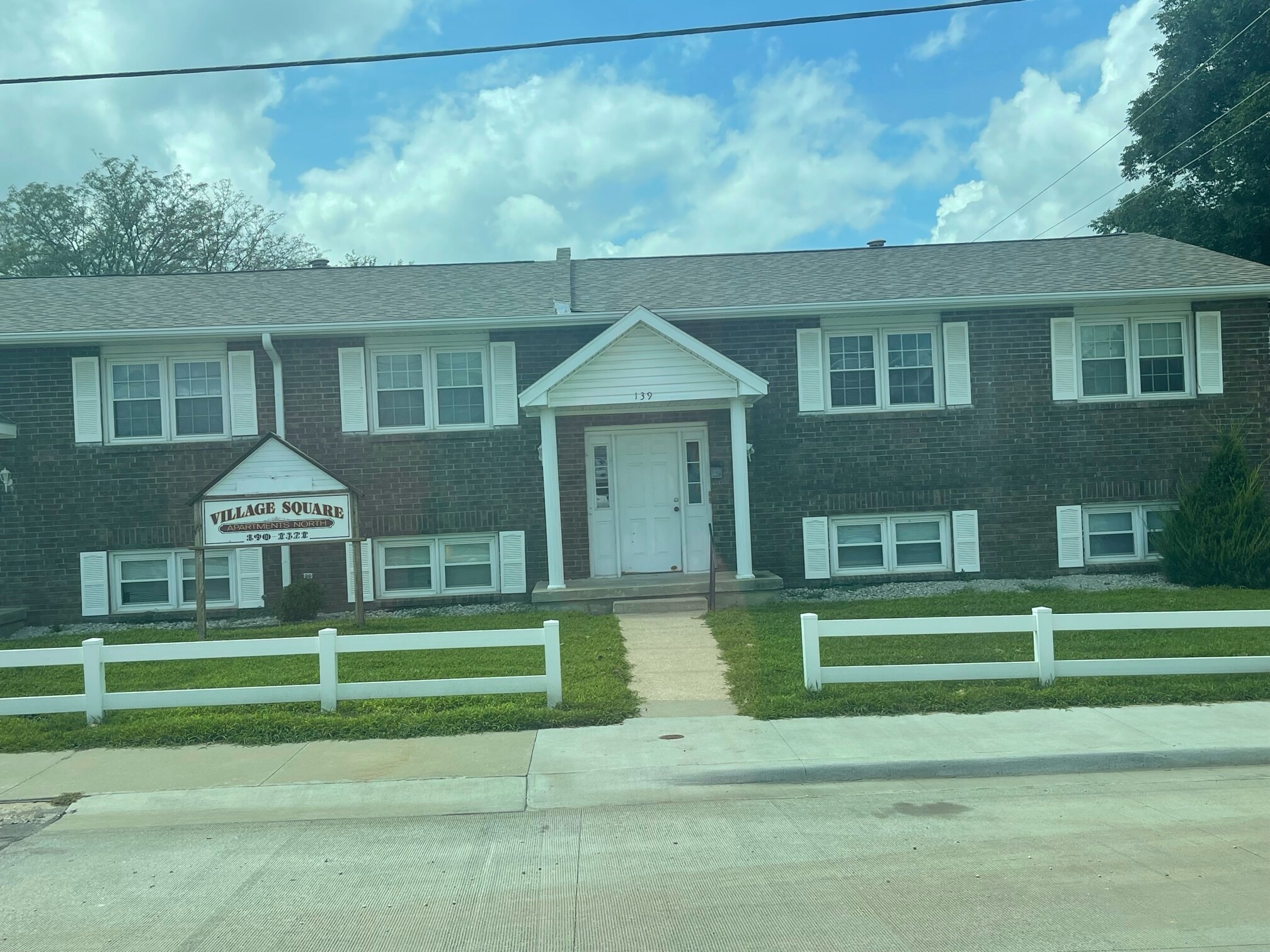 Building Photo - 139 N Washington St