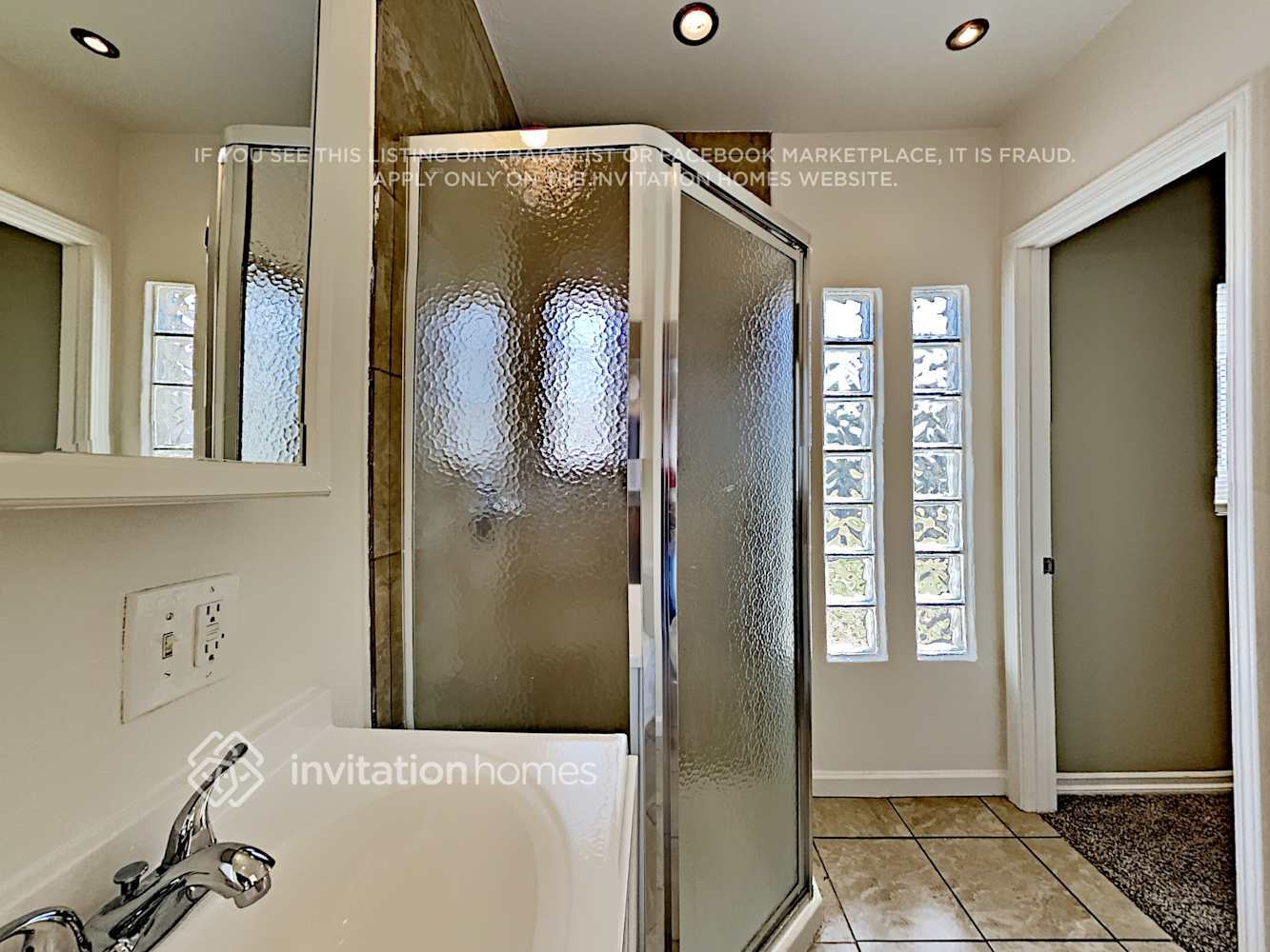 Building Photo - 1838 W 82nd St