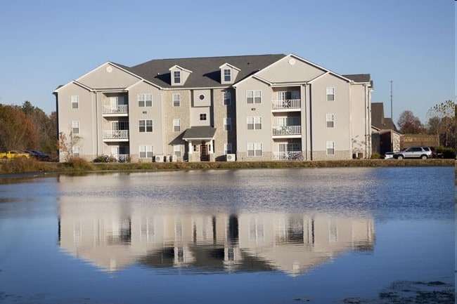 Building Photo - The Hangout | Student Housing