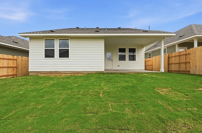 Building Photo - 254 Crater Lk Dr