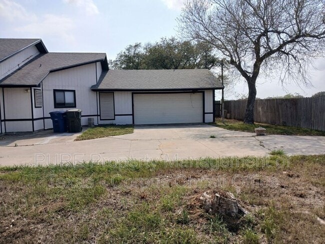 Building Photo - 4033 Sandy Hollow Creek Dr