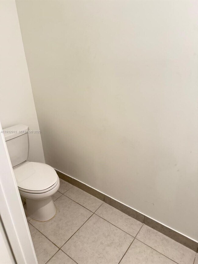 Building Photo - 12916 SW 233rd Terrace