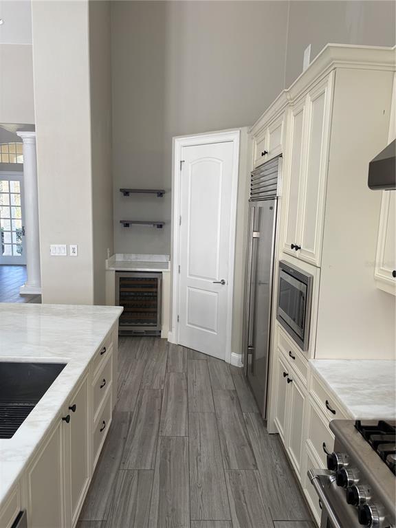 Building Photo - 3265 Hidden Lake Dr