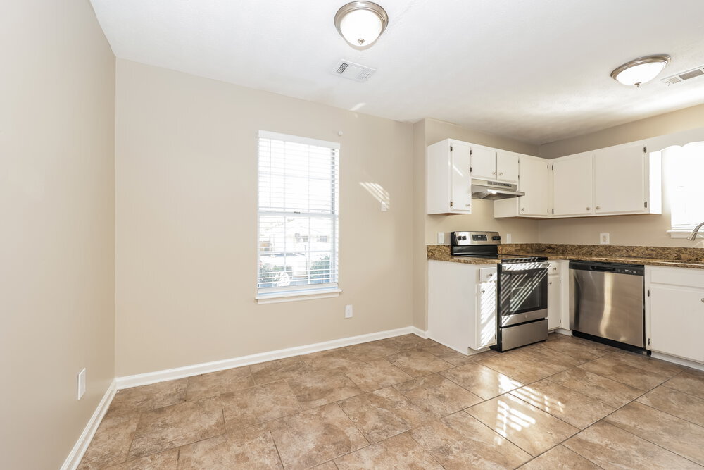 Building Photo - 4104 Pepperwood Dr