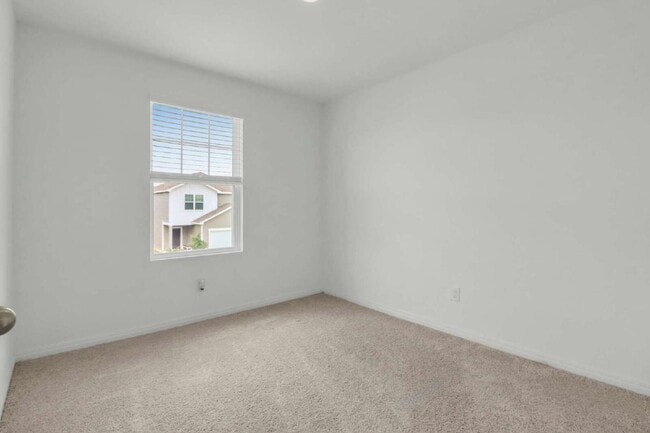 Building Photo - ASK ABOUT FREE APPLICATION FEES THROUGH AUGUST!  "Charming 3-Bedroom Retreat with 2.5 Baths with ...