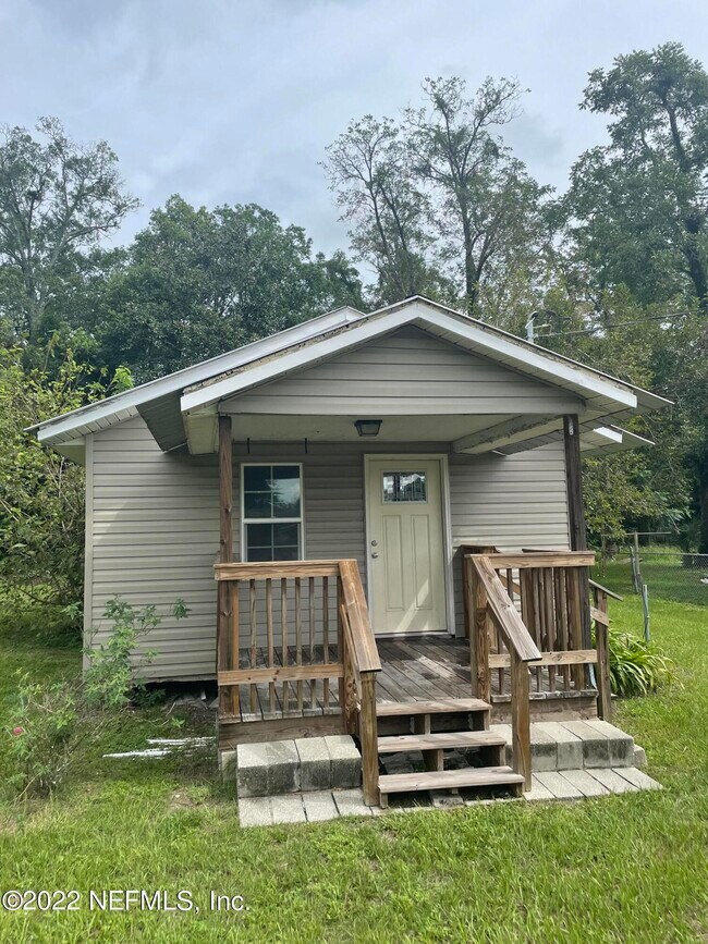 217 Oceanway Ave 217 Oceanway Ave Jacksonville FL 32218 Apartment