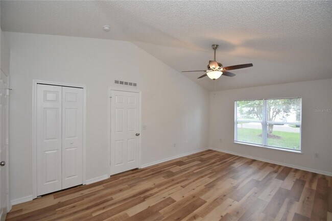 Building Photo - 14 Ryley Ln