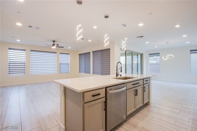 Building Photo - 2141 Havensight Ln