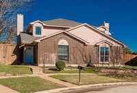 Building Photo - 1003 Silent Dr