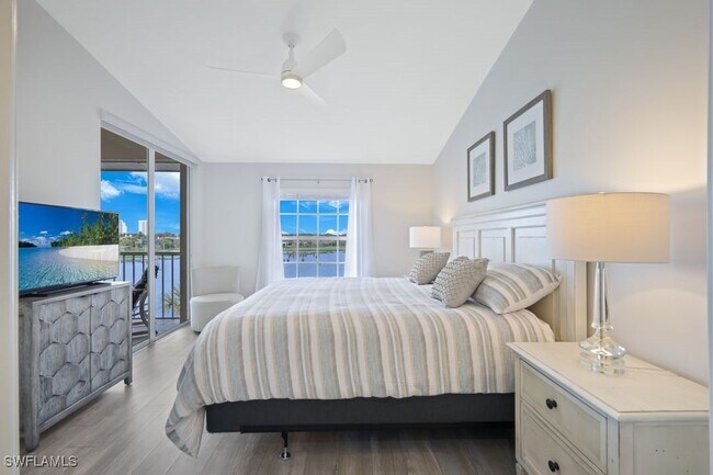 Building Photo - 4130 Bayhead Dr