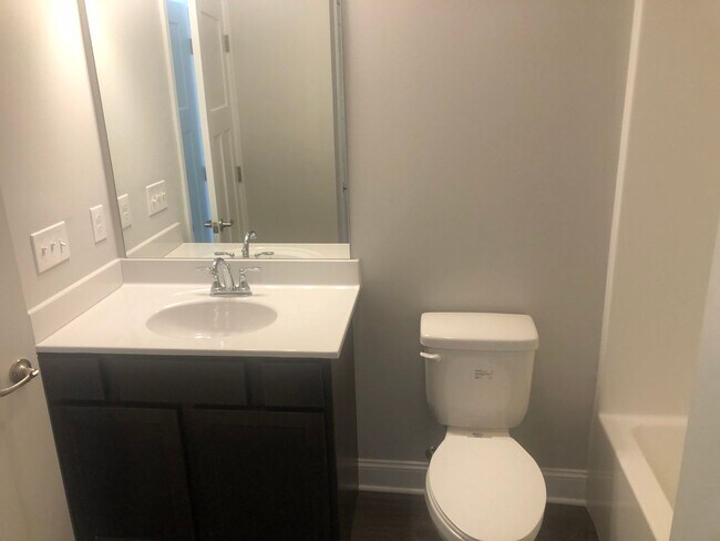 Building Photo - New Build w/ a SPECTACULAR LAYOUT