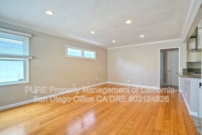 Building Photo - 3054 Nile St