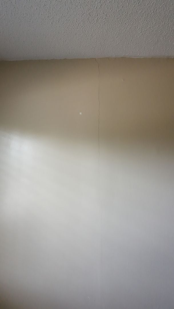 Building Photo - 1/1.5 Townhome in Springhill Place