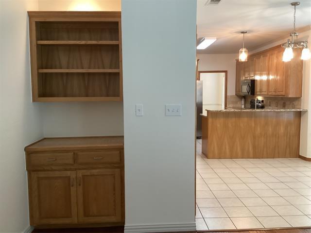 Building Photo - 222 San Jacinto Ct