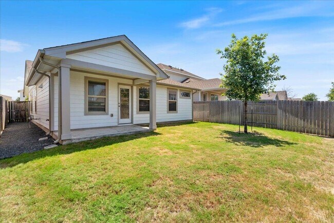 Building Photo - 8205 Cottage Rose Dr