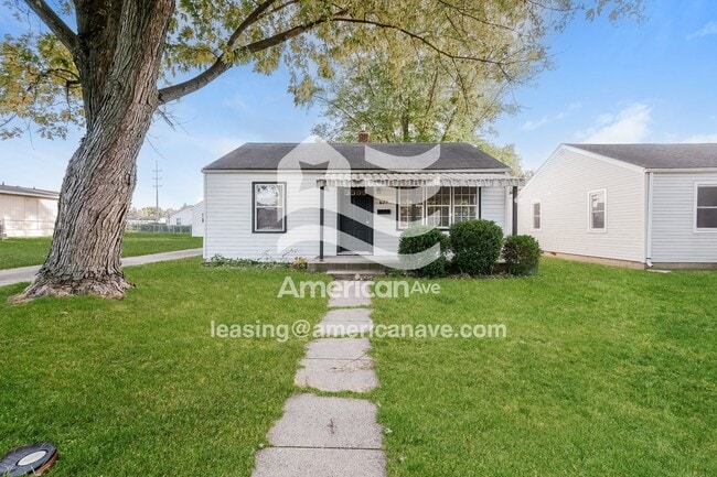 Building Photo - 425 E 36th St