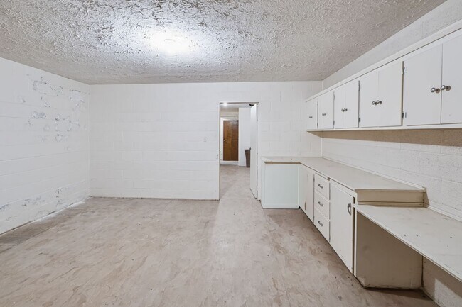 Building Photo - 4980 W 4000 N