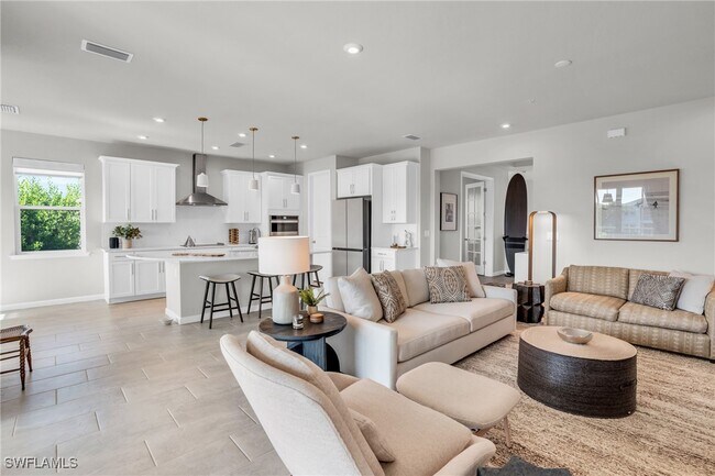 Building Photo - 4595 Arboretum Cir