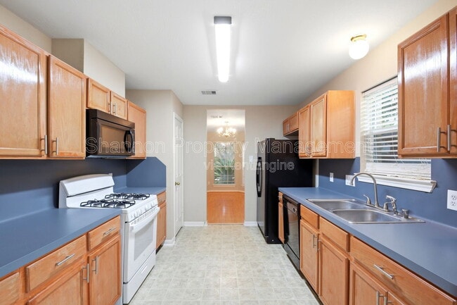 Building Photo - 3924 Highland Vale Ct